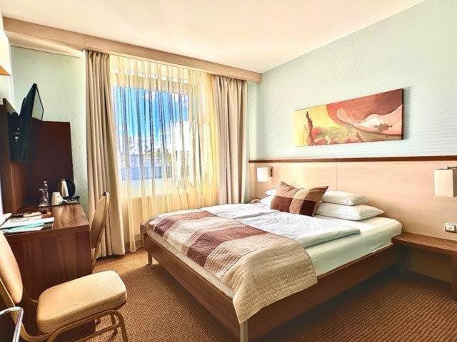 Hotel Famulus Дьёр Экстерьер фото